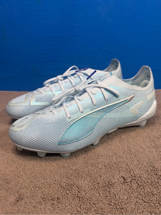 Puma Shoes - Puma ultra 5 ultimate light up
Brand new